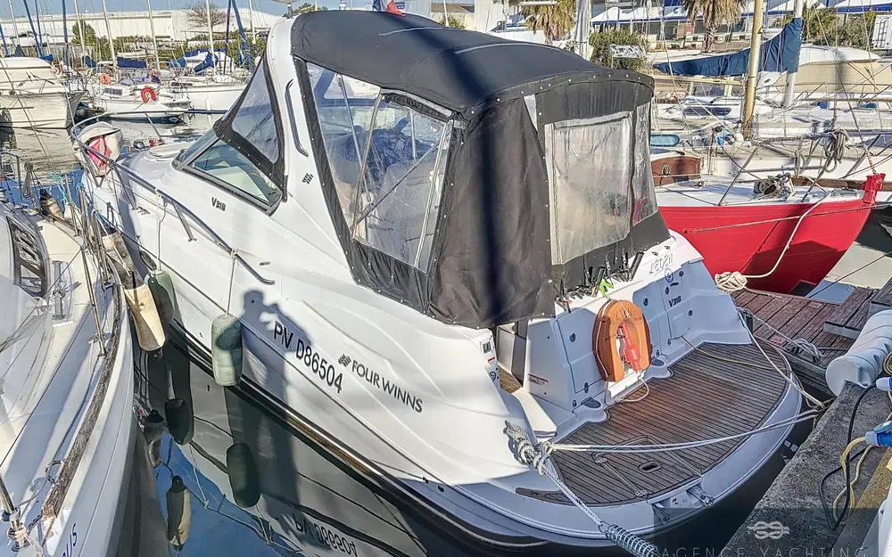 slider 14 Four Winns Vista 318