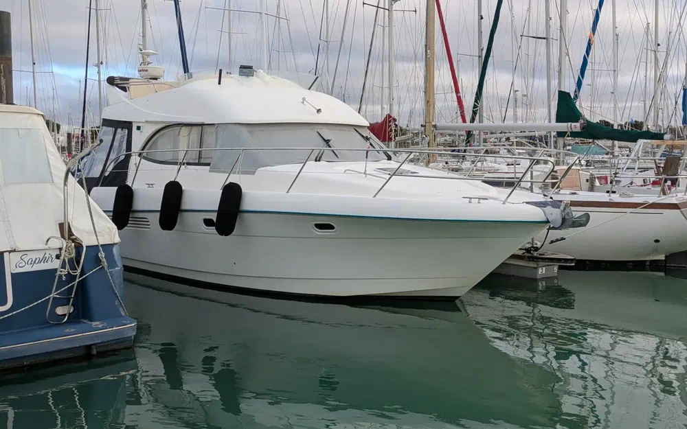 slider 5 Jeanneau Prestige 36 Fly