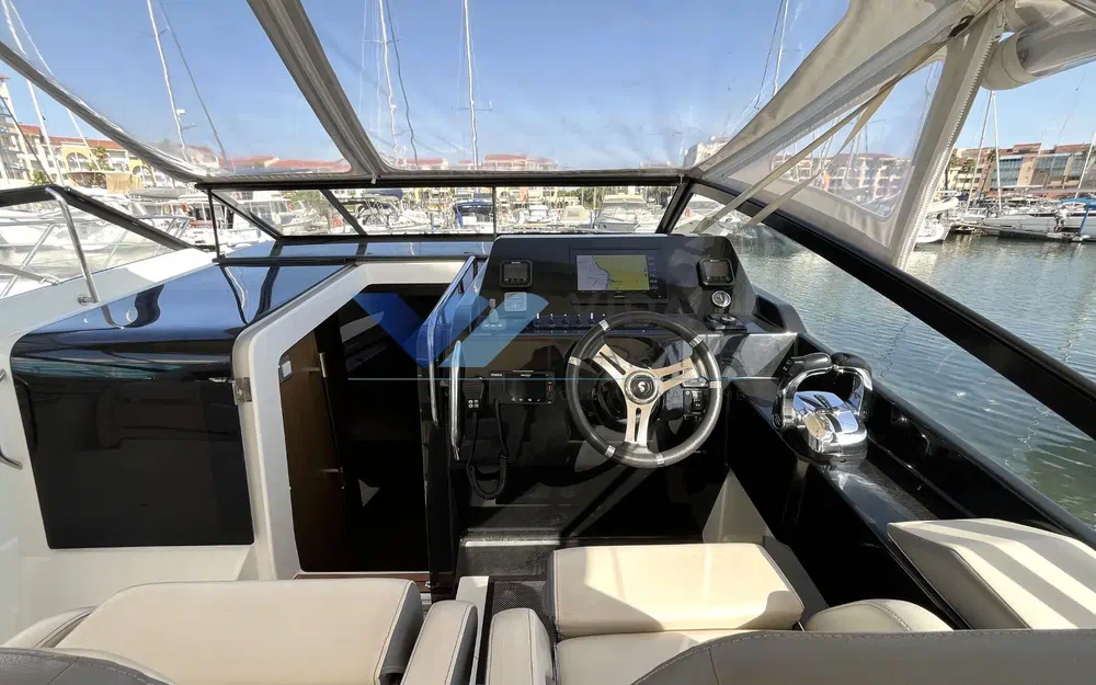 slider 13 Beneteau Flyer 10
