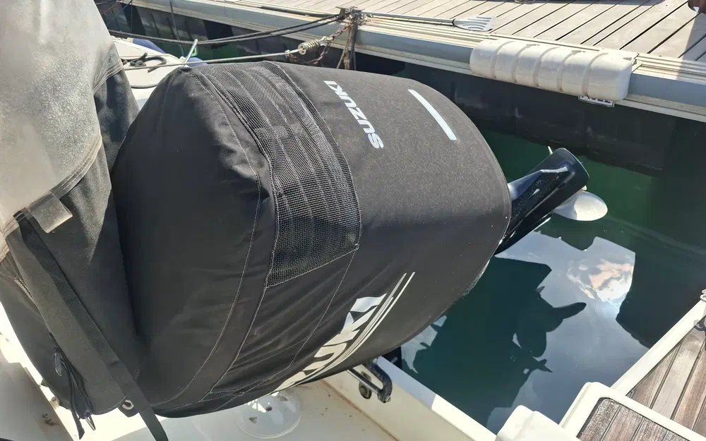 slider 8 Beneteau Antares 880