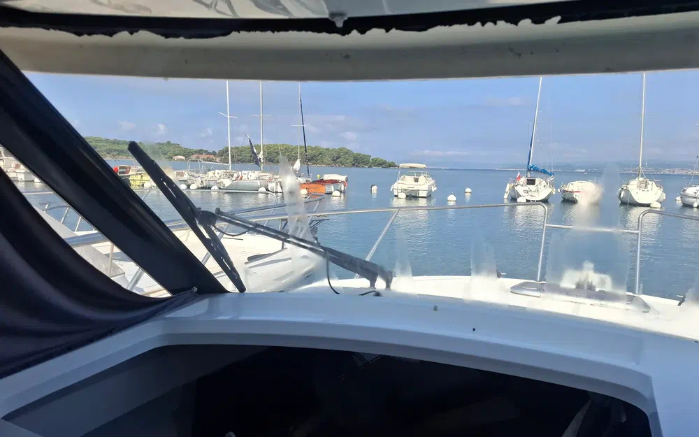 slider 6 Beneteau Antares 880