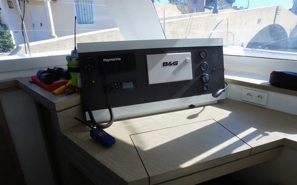 slider 16 Fountaine Pajot Lucia 40