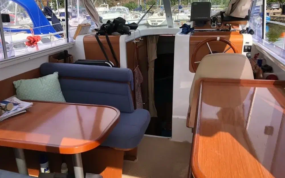 slider 16 Beneteau Antares 760