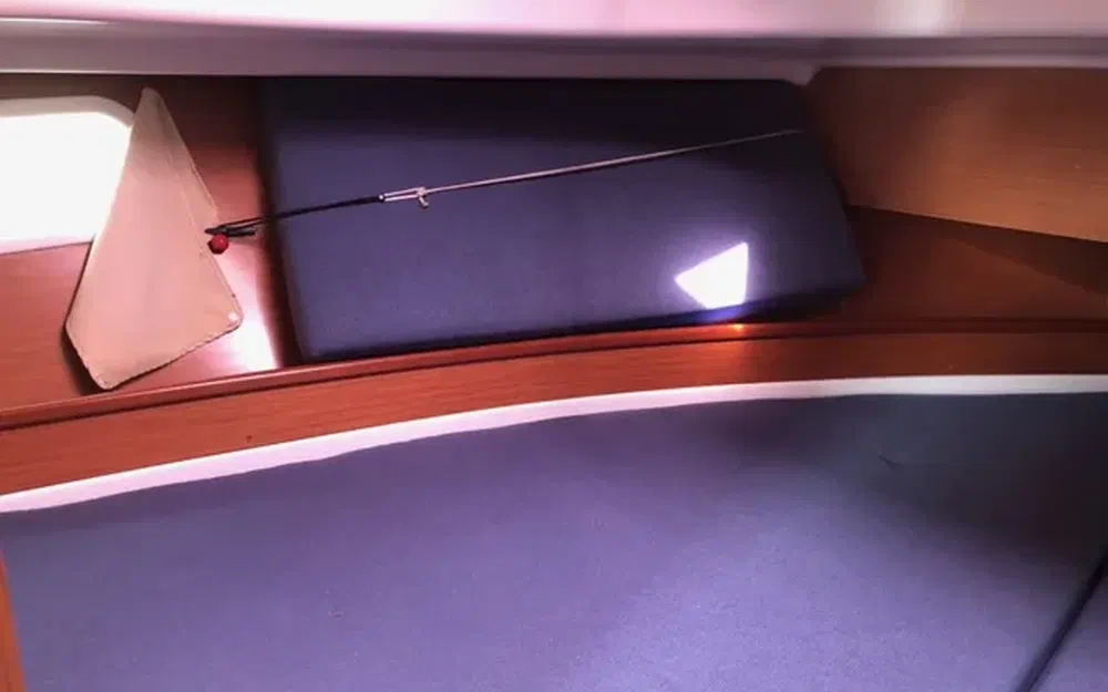 slider 19 Beneteau Antares 760