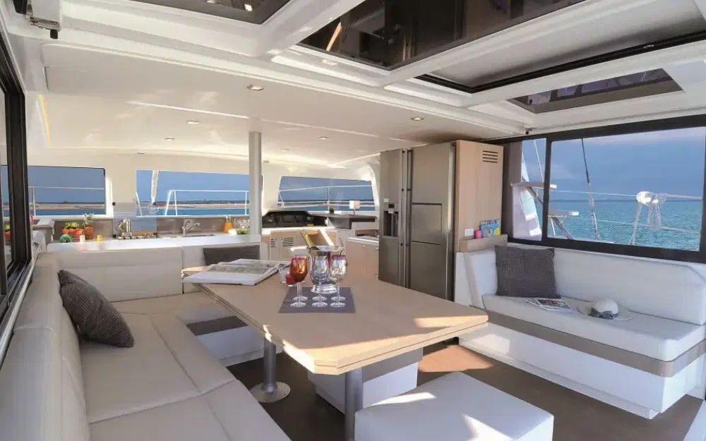 slider 5 Bali Catamarans Bali 4.3