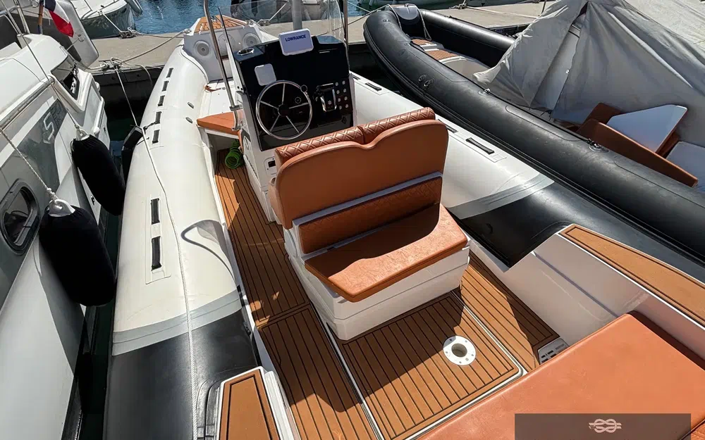 slider 10 Tiger Marine 740 Proline