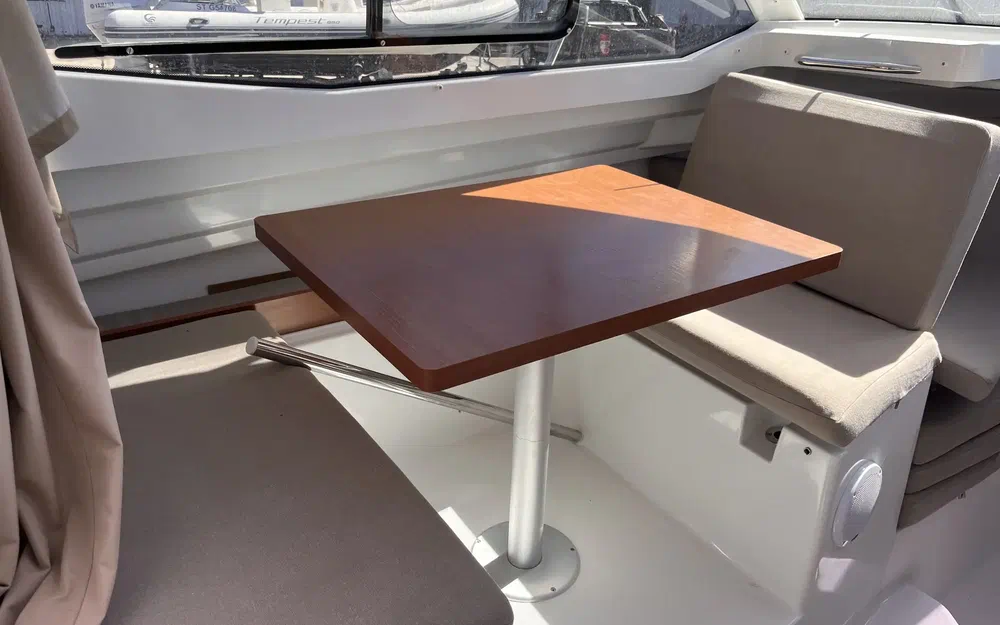 slider 5 Jeanneau Merry Fisher 695