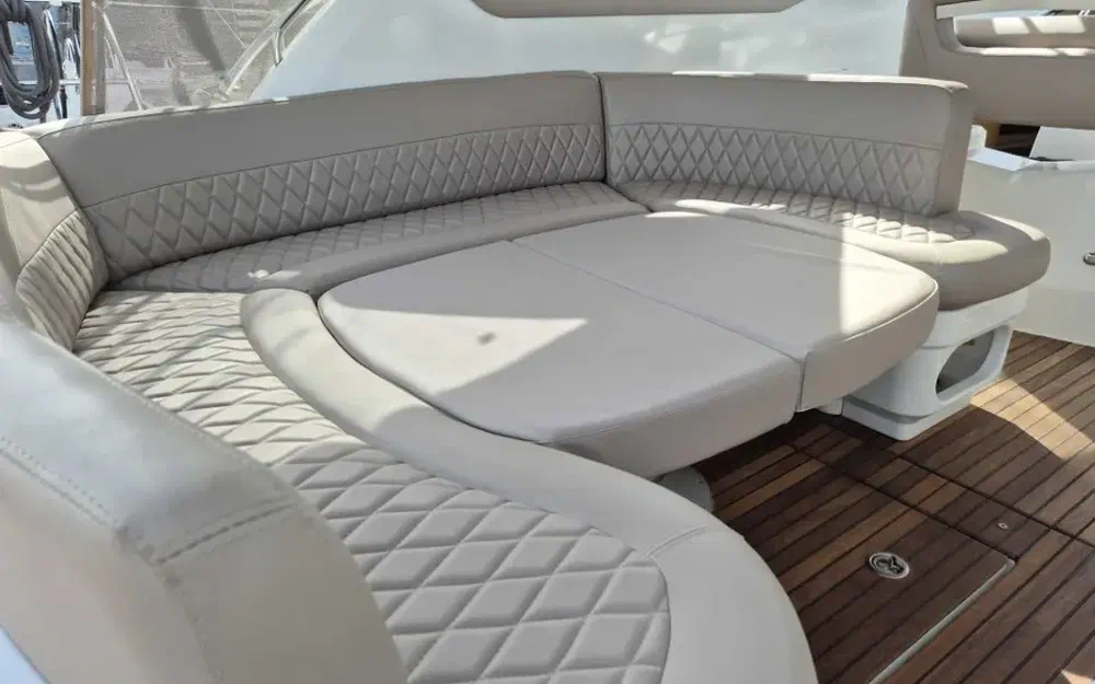 slider 15 Beneteau Monte Carlo 37