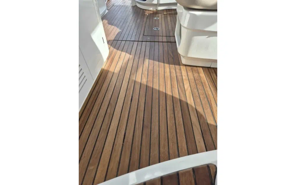 slider 19 Beneteau Monte Carlo 37