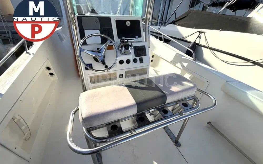 slider 3 Fishing 265 Sundeck