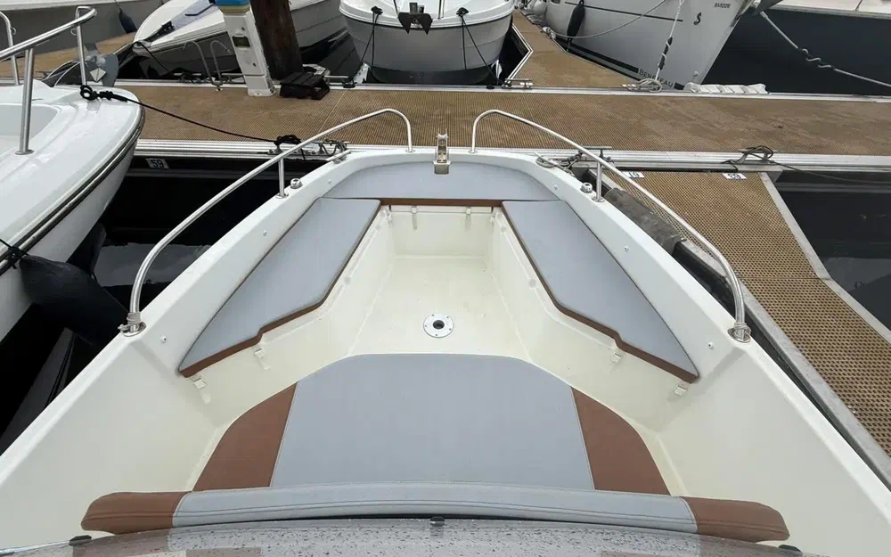 slider 5 Beneteau Flyer 6 SPACEdeck