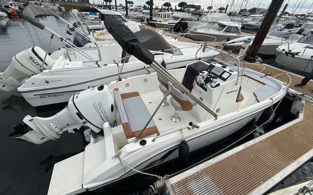 slider 3 Beneteau Flyer 6 SPACEdeck
