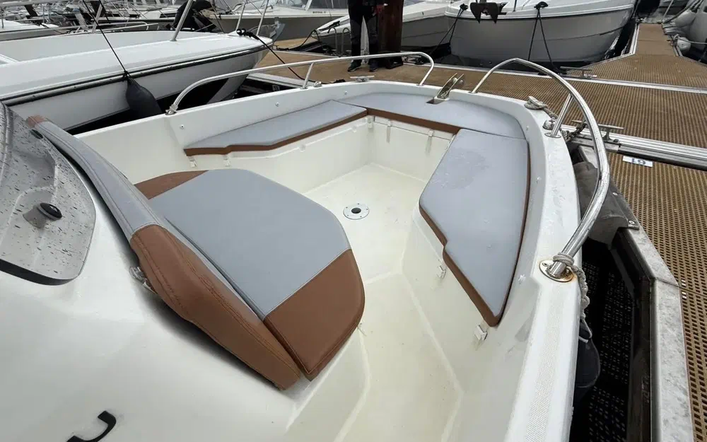 slider 4 Beneteau Flyer 6 SPACEdeck