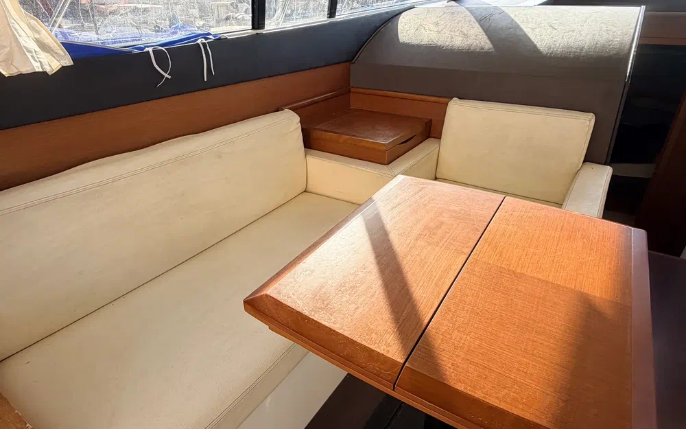 slider 13 Prestige Yachts 350 Fly