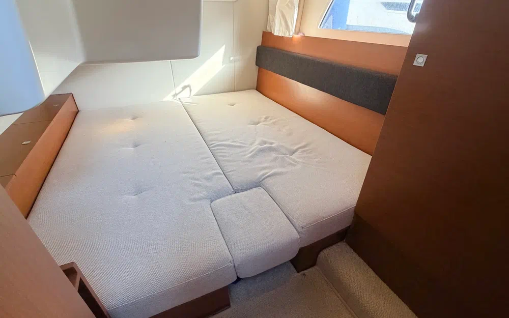 slider 21 Prestige Yachts 350 Fly