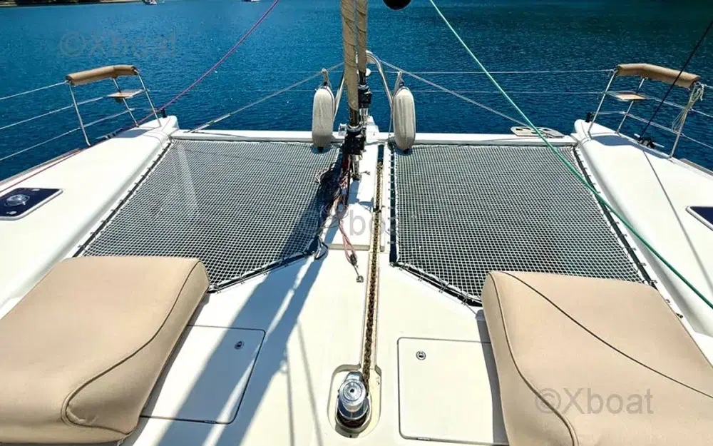 slider 1 Lagoon 620