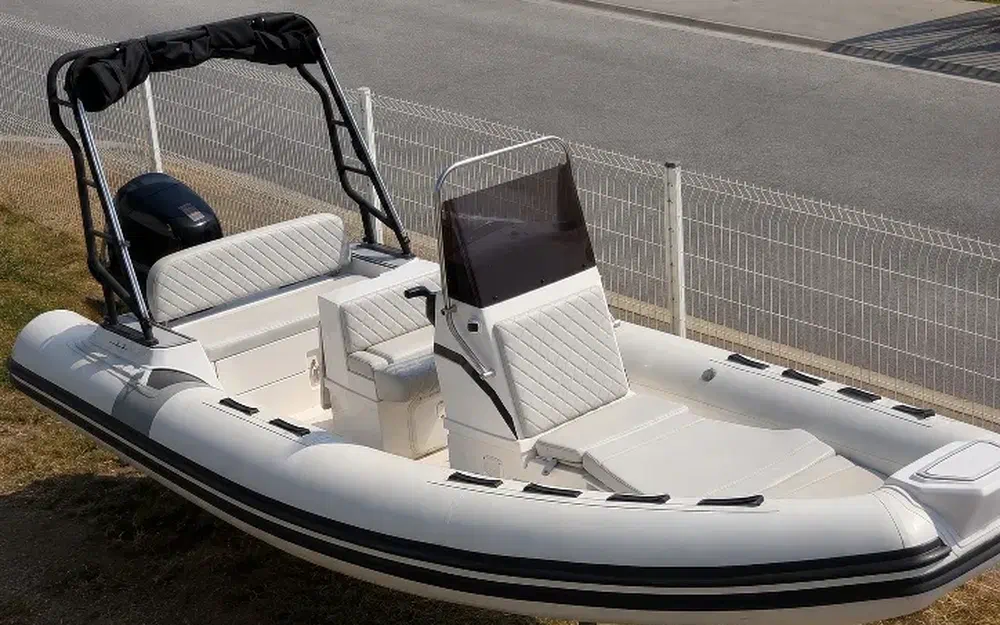 slider 0 Tiger Marine Pro Line 550