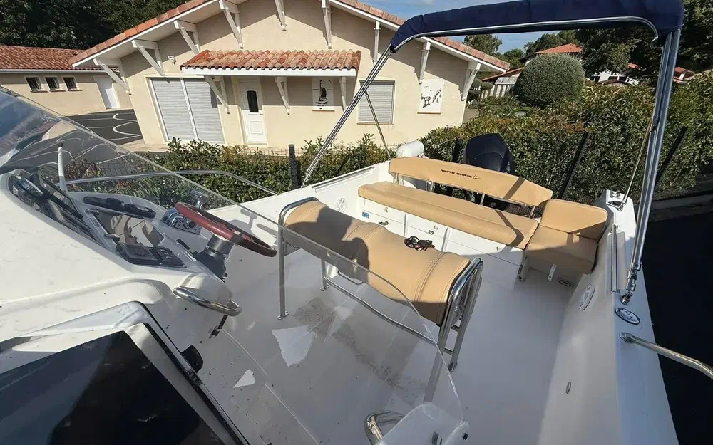 slider 11 Kelt White Shark 228
