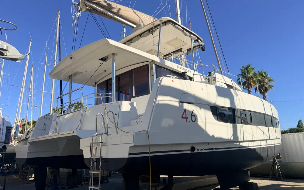 slider 3 Bali Catamarans Bali 4.6