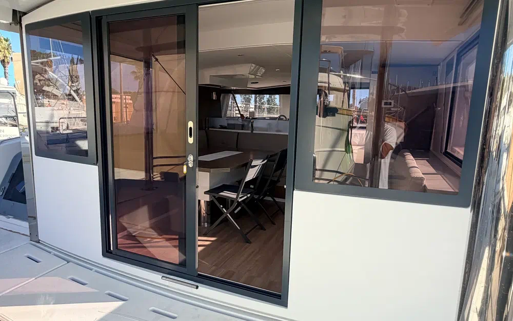 slider 4 Bali Catamarans Bali 4.6
