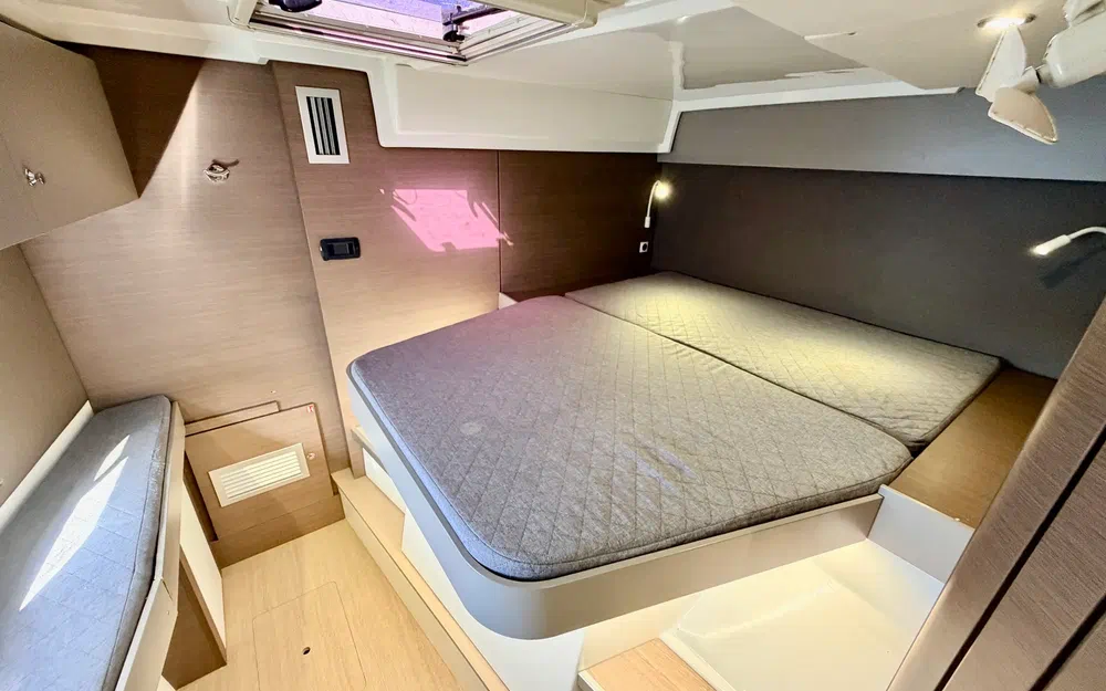 slider 33 Bali Catamarans Catspace