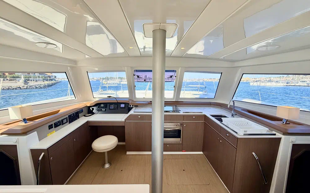 slider 25 Bali Catamarans Catspace