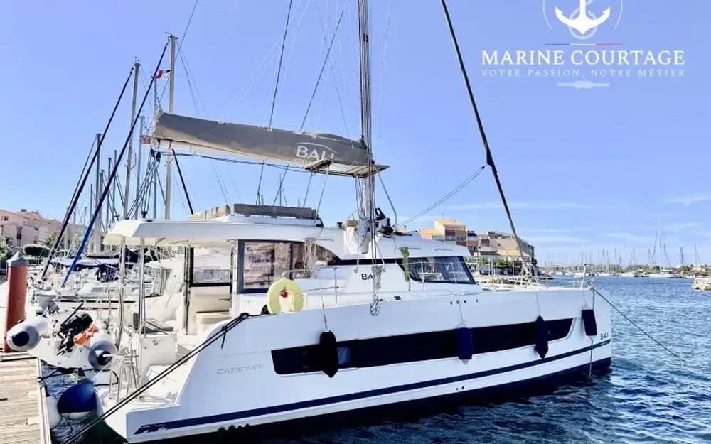slider 0 Bali Catamarans Catspace