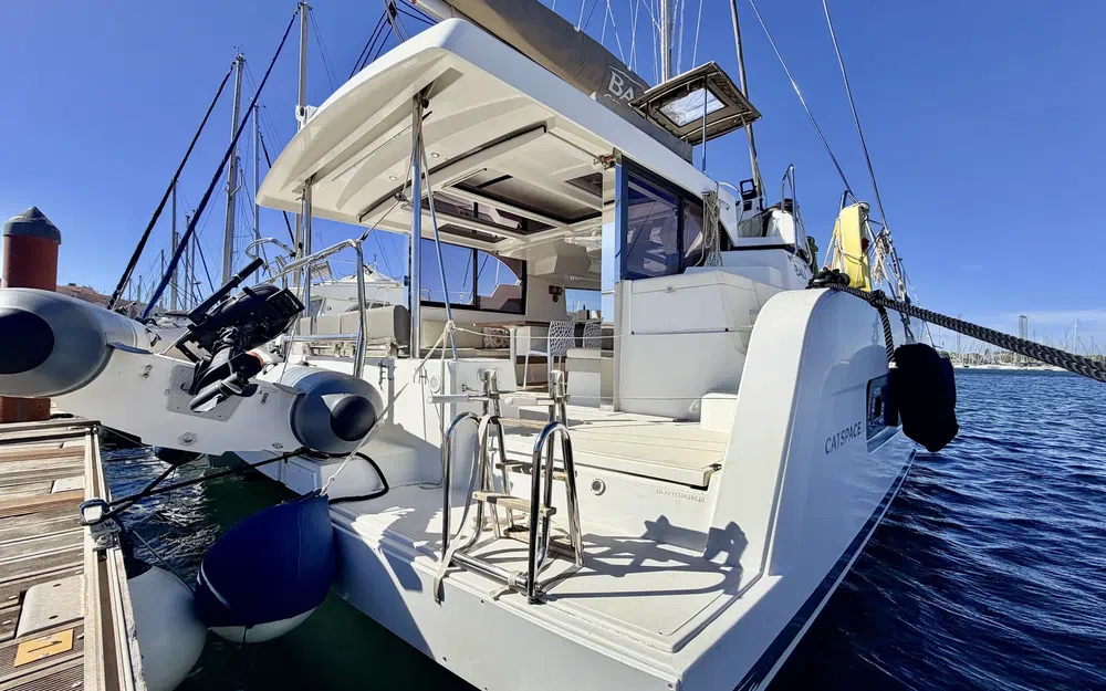 slider 2 Bali Catamarans Catspace