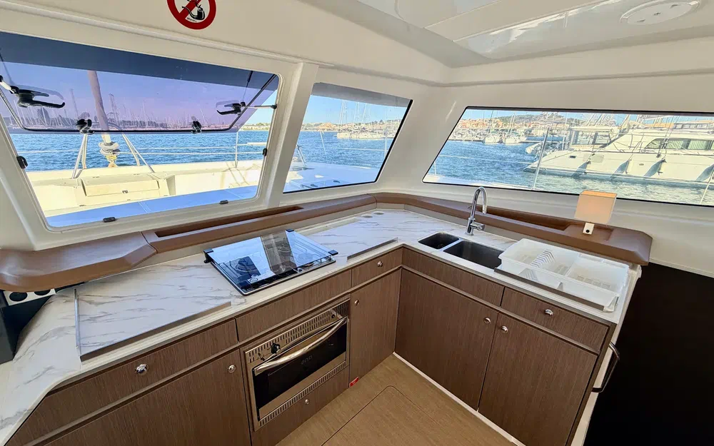 slider 26 Bali Catamarans Catspace