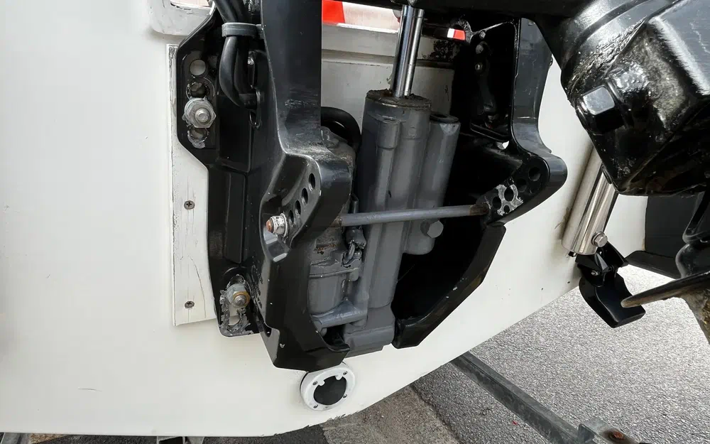 slider 9 Bombard Explorer 525 FB