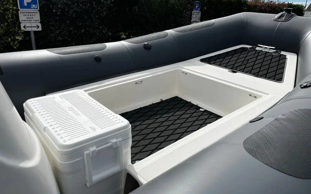 slider 15 Bombard Explorer 525 FB