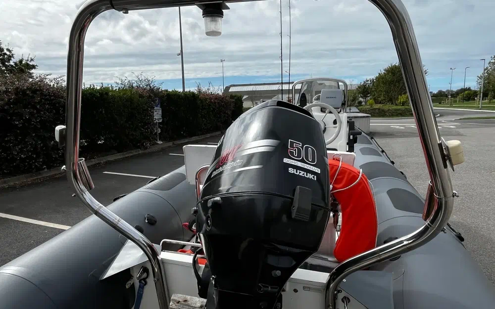 slider 8 Bombard Explorer 525 FB