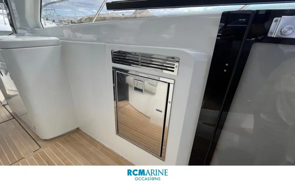 slider 11 Beneteau Gran Turismo 41
