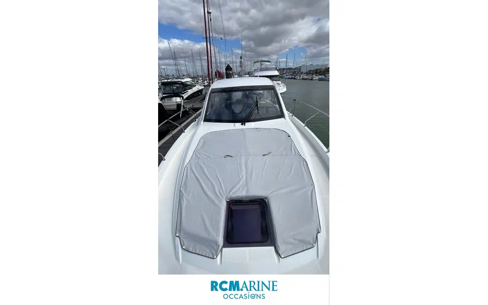 slider 14 Beneteau Gran Turismo 41