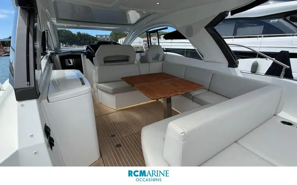 slider 16 Beneteau Gran Turismo 41