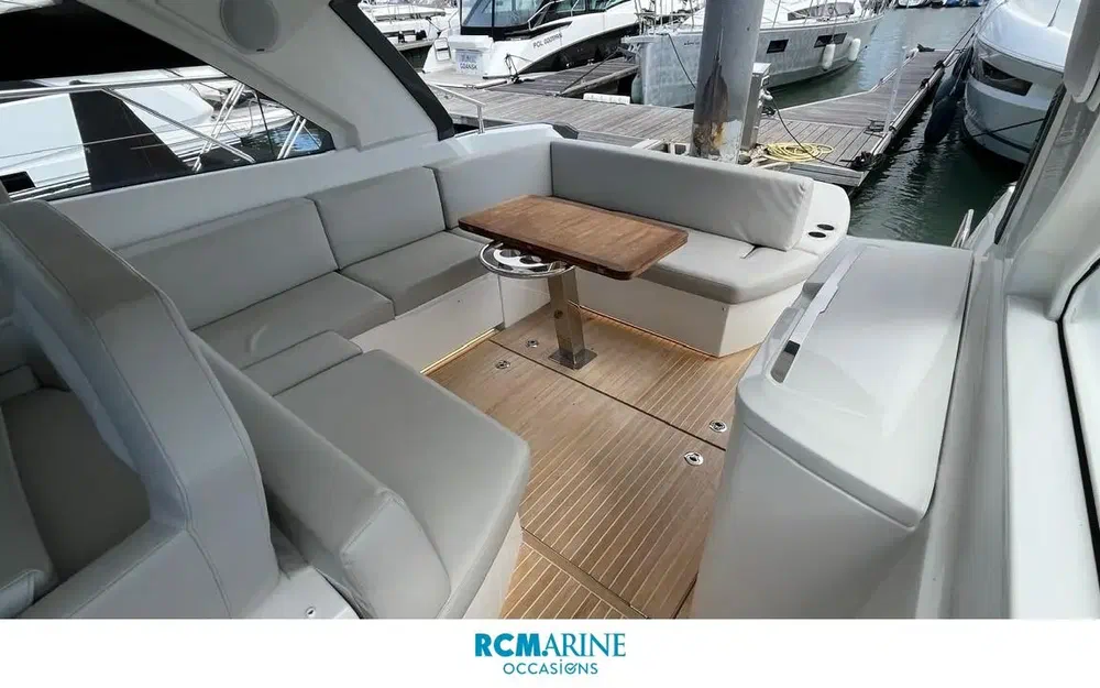slider 2 Beneteau Gran Turismo 41