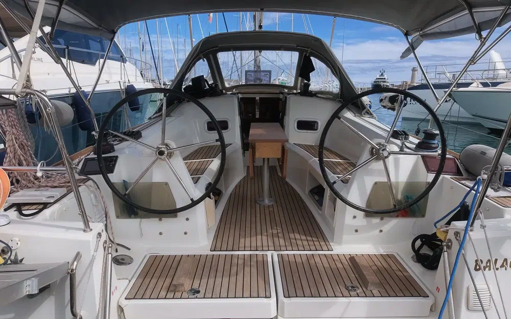 slider 13 Jeanneau Sun Odyssey 349