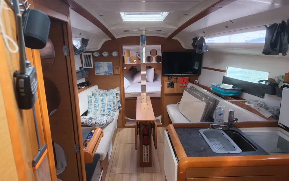 slider 16 Jeanneau Sun Odyssey 349