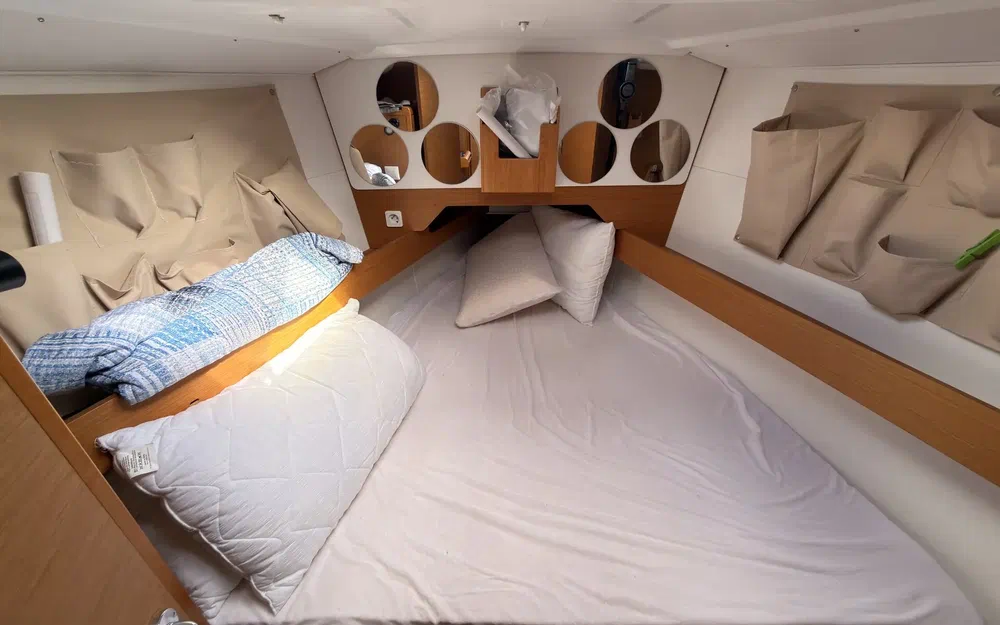 slider 24 Jeanneau Sun Odyssey 349