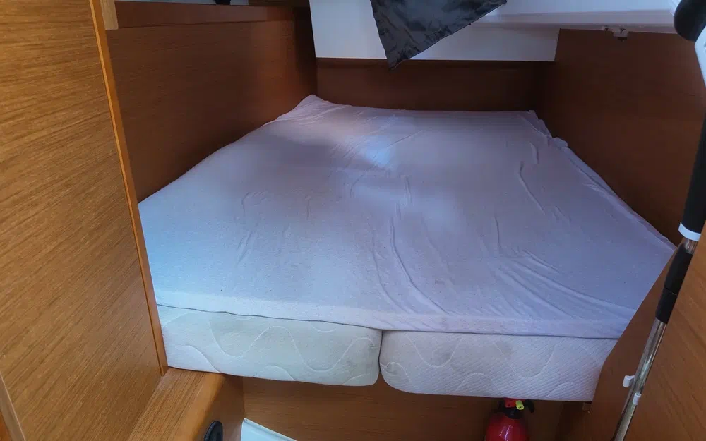 slider 26 Jeanneau Sun Odyssey 349