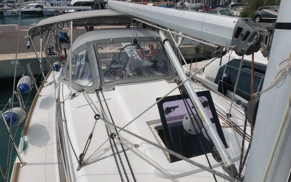 slider 6 Jeanneau Sun Odyssey 349