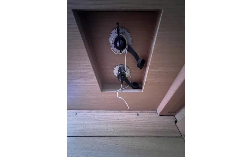 slider 56 Dufour 460 GL