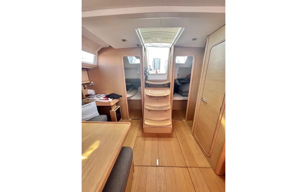 slider 64 Dufour 460 GL