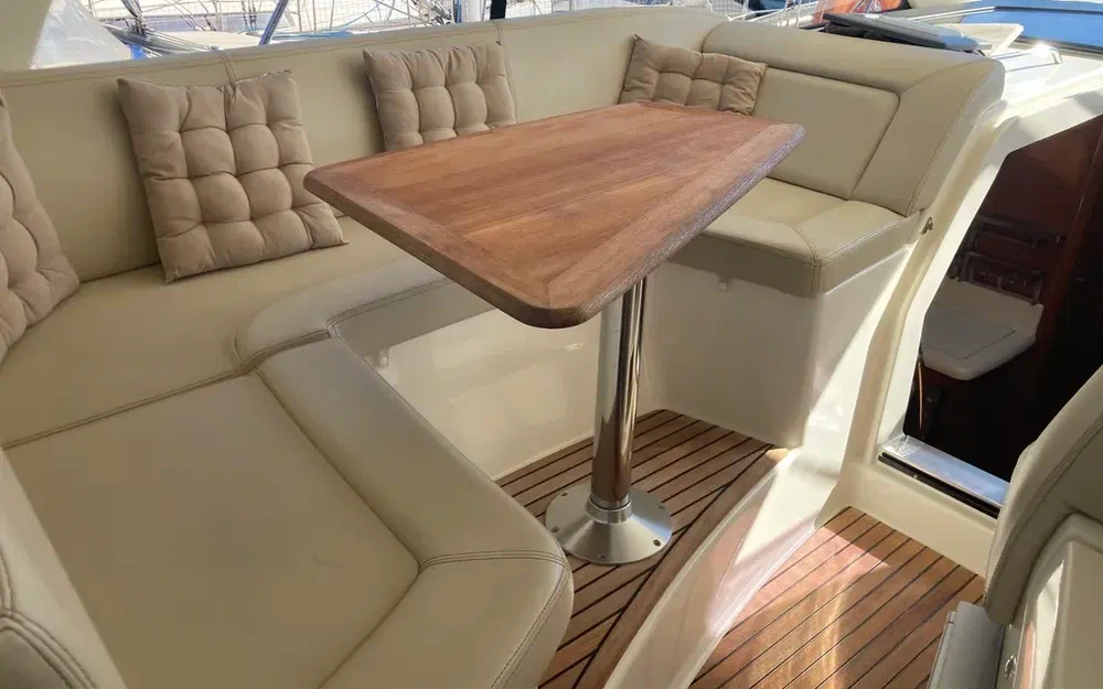 slider 19 Jeanneau Prestige 38 S