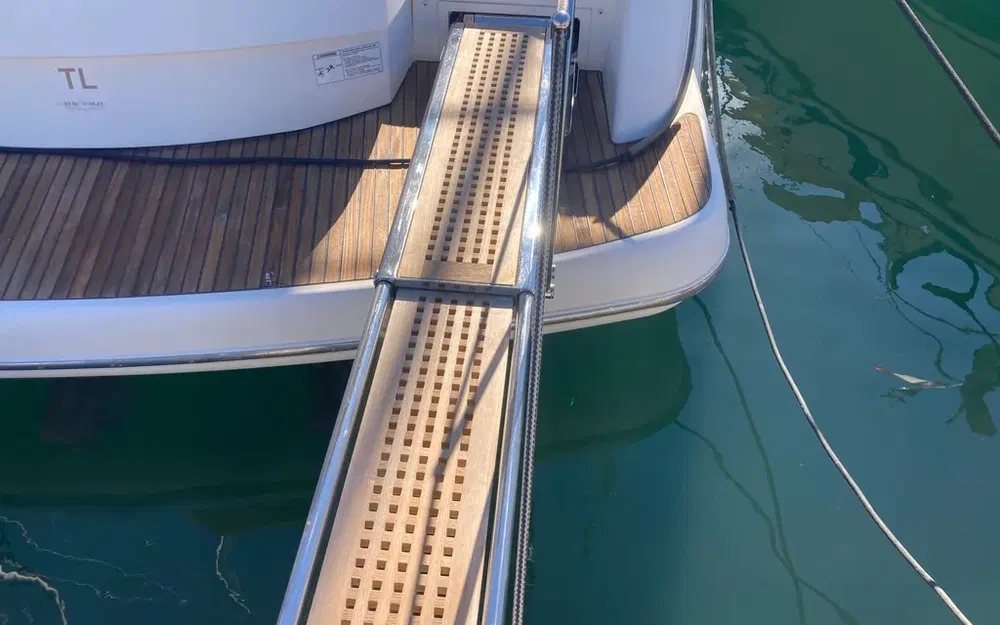 slider 18 Jeanneau Prestige 38 S