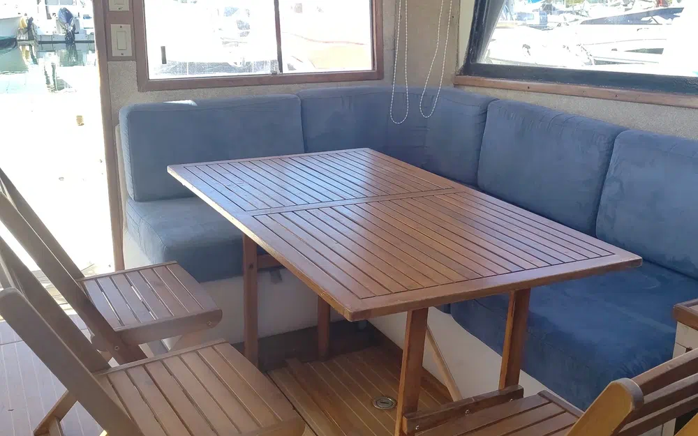 slider 20 Black Fin 38 Flybridge