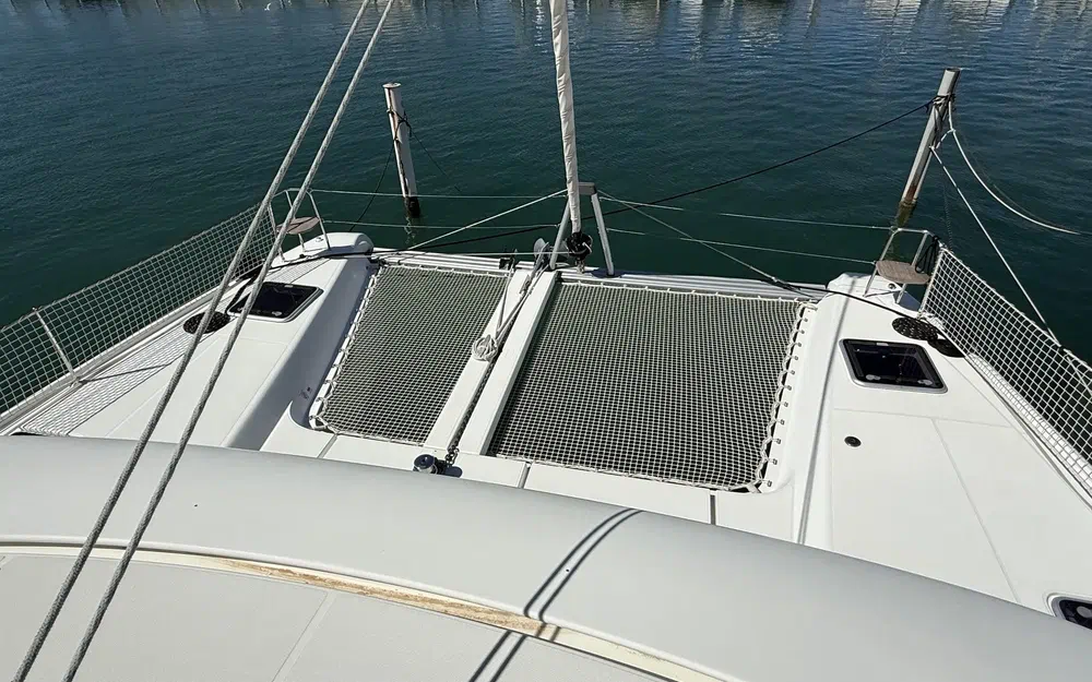 slider 11 Lagoon 42
