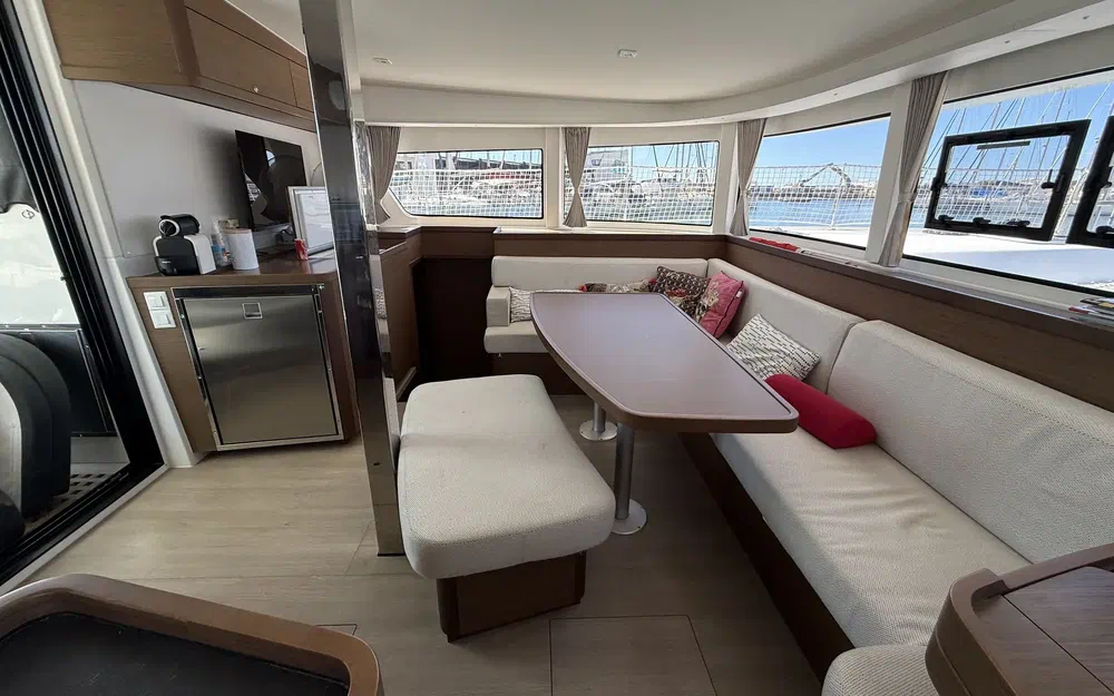 slider 27 Lagoon 42
