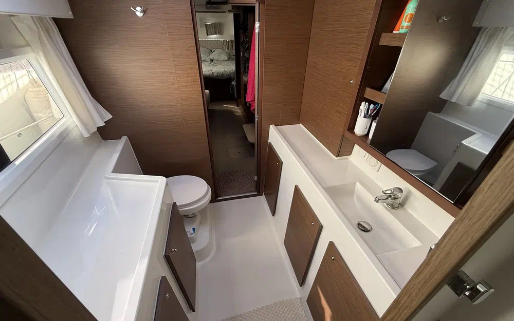 slider 34 Lagoon 42