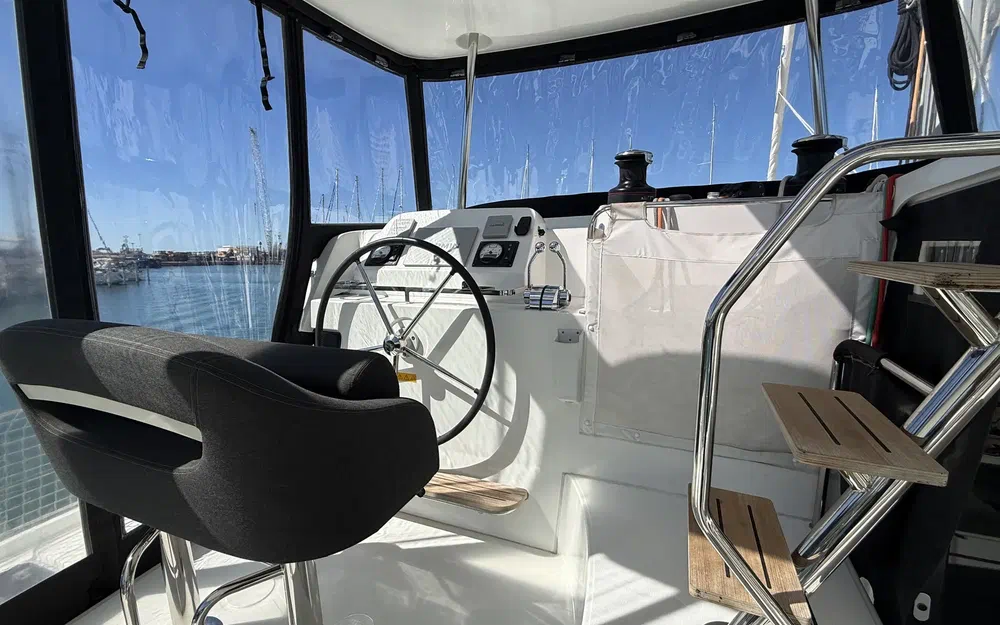 slider 5 Lagoon 42